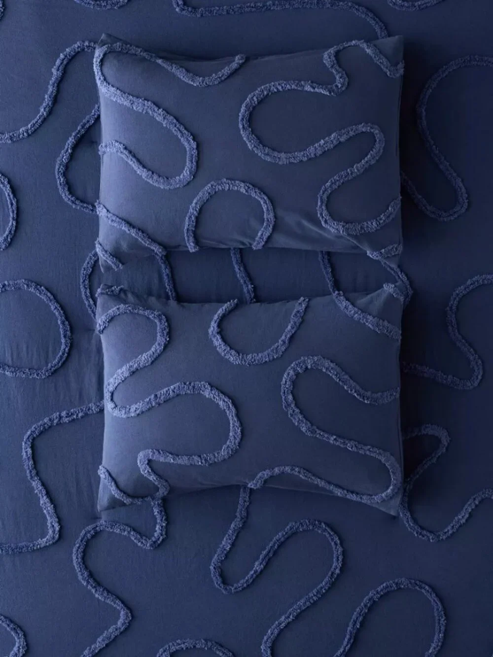 Urban Outfitters Quinn Wiggle 100% Cotton Indigo Blue Tufted Sham Set size King
